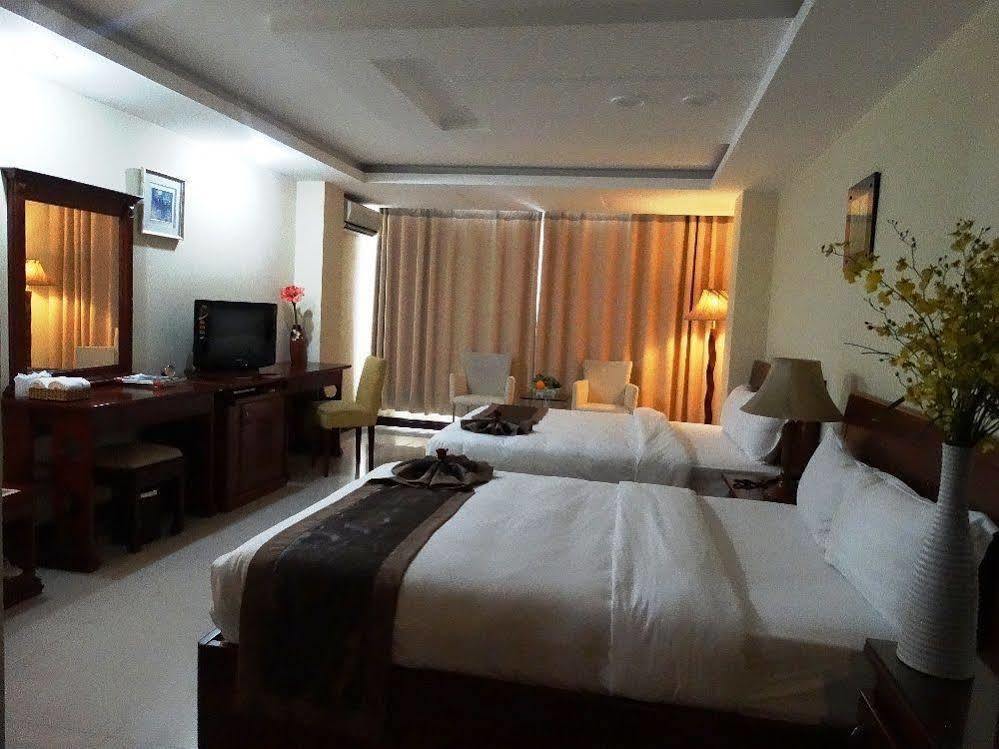 Lien Thanh Hotel Thành Pho Ho Chí Minh Esterno foto