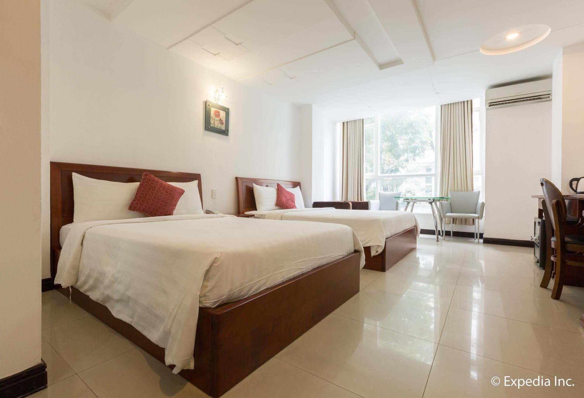 Lien Thanh Hotel Thành Pho Ho Chí Minh Esterno foto