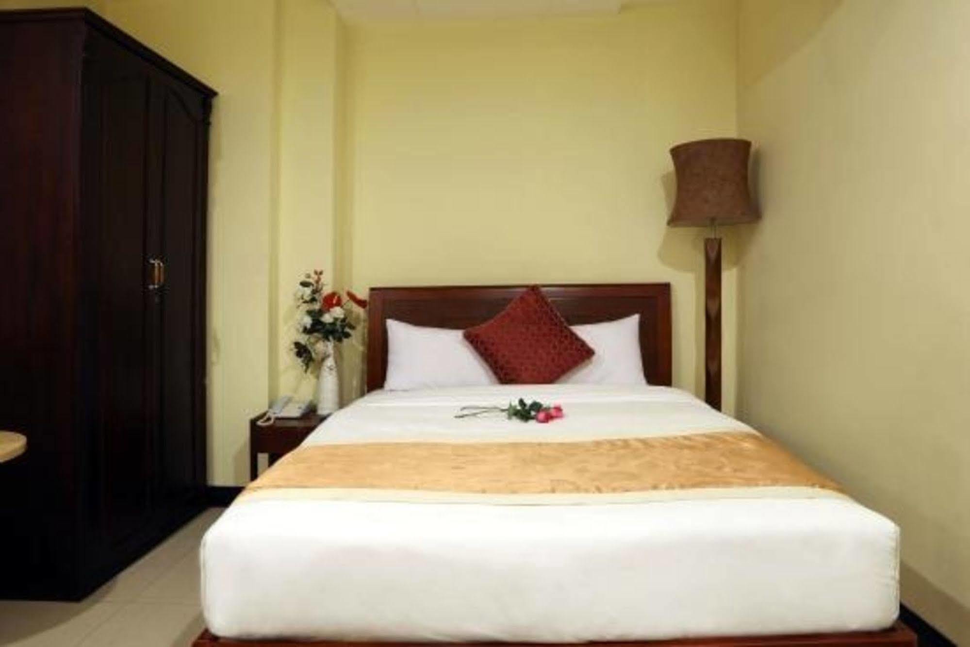Lien Thanh Hotel Thành Pho Ho Chí Minh Esterno foto