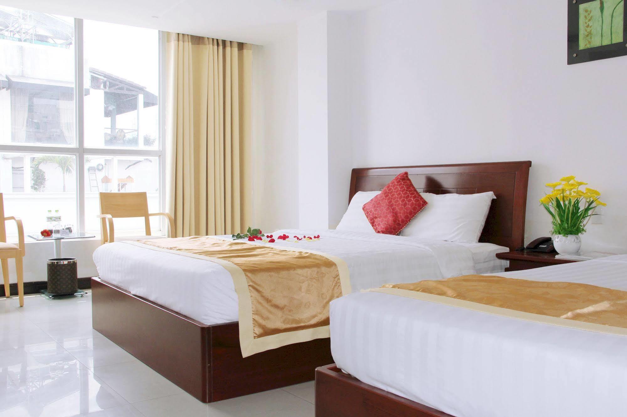 Lien Thanh Hotel Thành Pho Ho Chí Minh Esterno foto